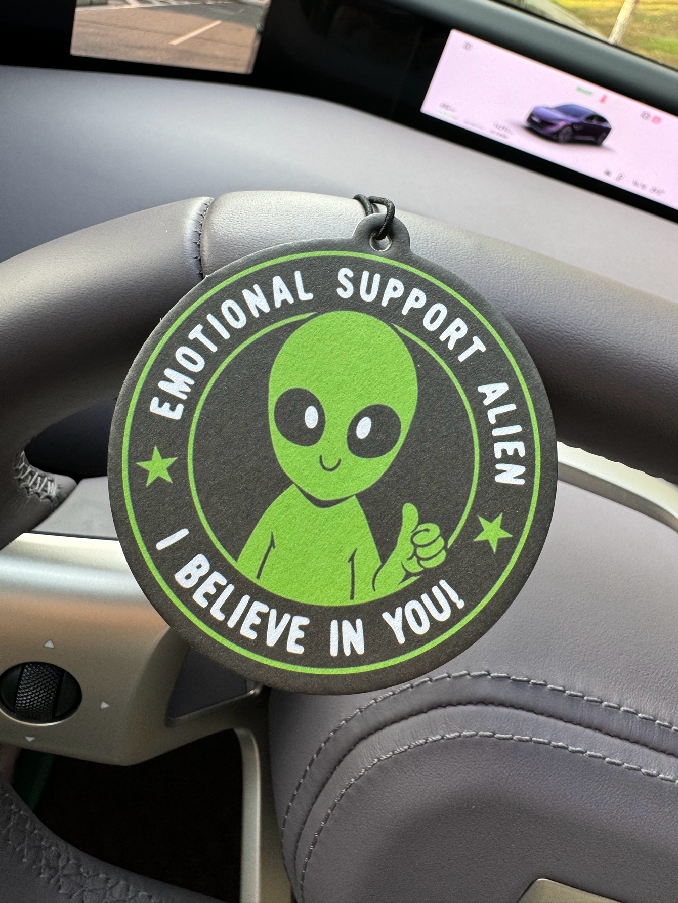 Emotional Support Alien Alien  - Home Fragrance Janzen ulasan dan harga